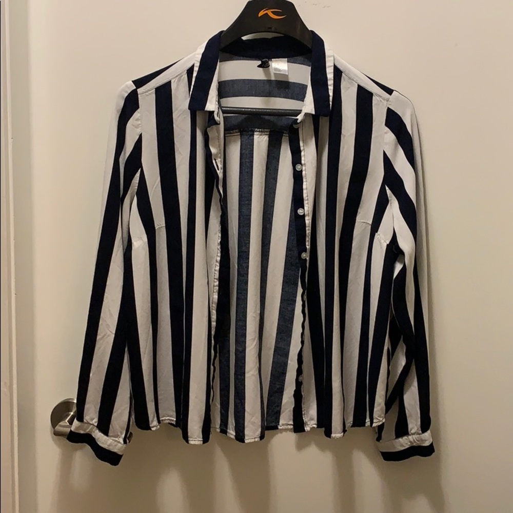 DIVIDED H&M Women’s Striped Blouse
